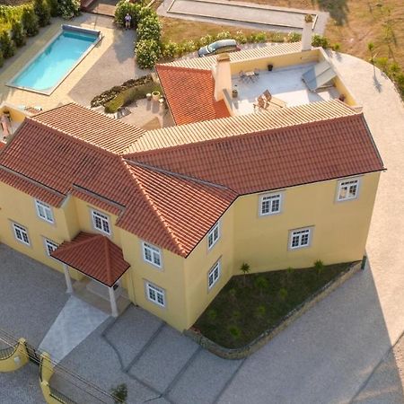 לינה וארוחת בוקר Nadadouro Casa Pedra Nobre מראה חיצוני תמונה